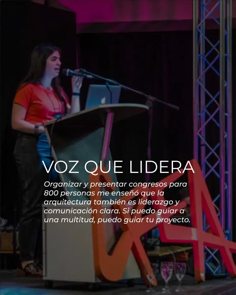 Voz que Lidera: Sasha Ruiz presentando congresos de arquitectura ante 800 personas